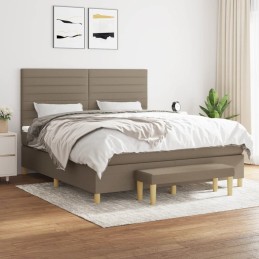 Boxspringbett mit Matratze...