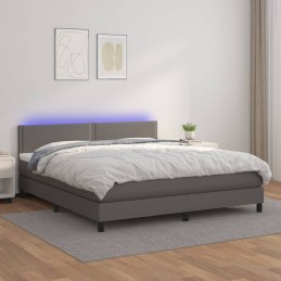 Boxspringbett mit Matratze...