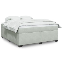 Boxspringbett mit Matratze...