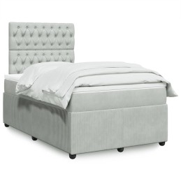 Boxspringbett mit Matratze...