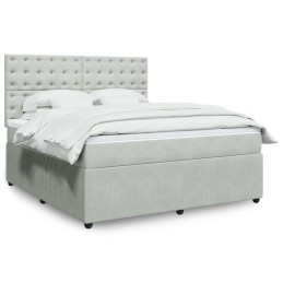 Boxspringbett mit Matratze...