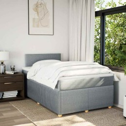 Boxspringbett mit Matratze...