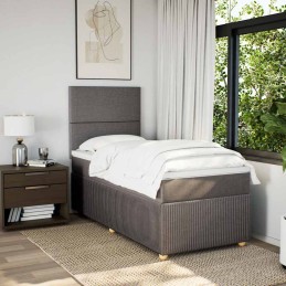 Boxspringbett mit Matratze...