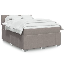 Boxspringbett mit Matratze...
