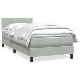 Boxspringbett mit Matratze...