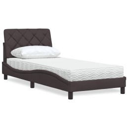 Bett mit Matratze...