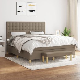 Boxspringbett mit Matratze...