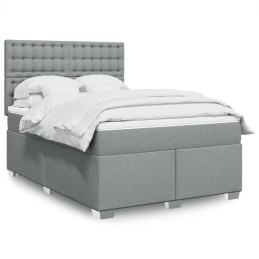 Boxspringbett mit Matratze...