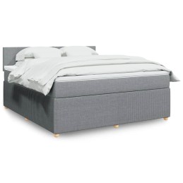 Boxspringbett mit Matratze...