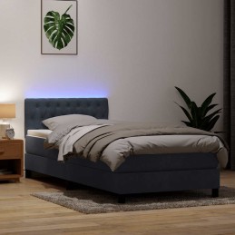 Boxspringbett mit Matratze...
