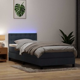 Boxspringbett mit Matratze...