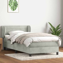 Boxspringbett mit Matratze...