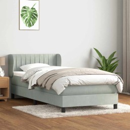 Boxspringbett mit Matratze...