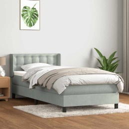 Boxspringbett mit Matratze...