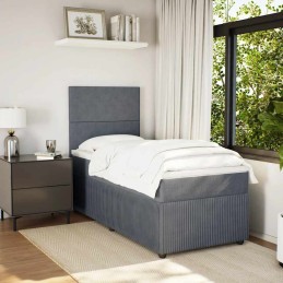 Boxspringbett mit Matratze...