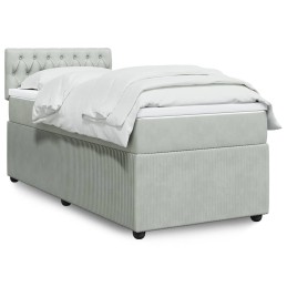 Boxspringbett mit Matratze...