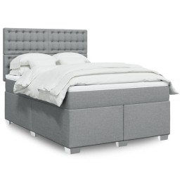 Boxspringbett mit Matratze...