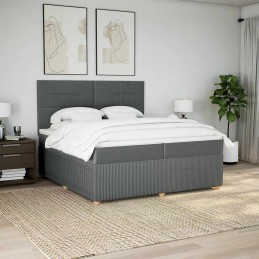 Boxspringbett mit Matratze...