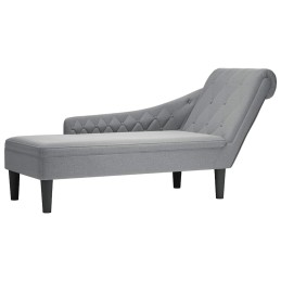 Chaiselongue mit Kissen und...