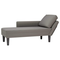 Chaiselongue mit Kissen...