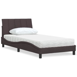 Bett mit Matratze...