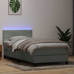 Boxspringbett mit Matratze...