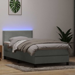 Boxspringbett mit Matratze...