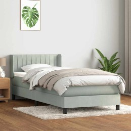 Boxspringbett mit Matratze...
