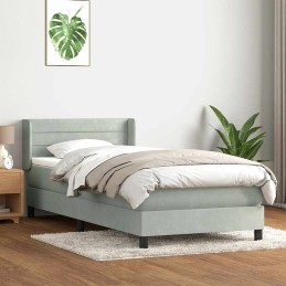 Boxspringbett mit Matratze...