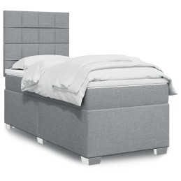 Boxspringbett mit Matratze...