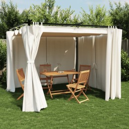 Pavillon mit Vorhängen...