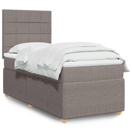 Boxspringbett mit Matratze...