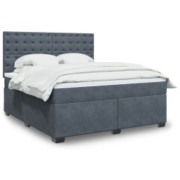 Boxspringbett mit Matratze...