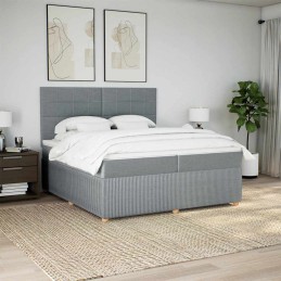 Boxspringbett mit Matratze...