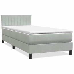 Boxspringbett mit Matratze...