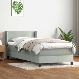 Boxspringbett mit Matratze...
