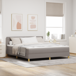 Boxspringbett mit Matratze...
