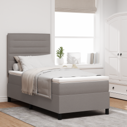 Boxspringbett mit Matratze...
