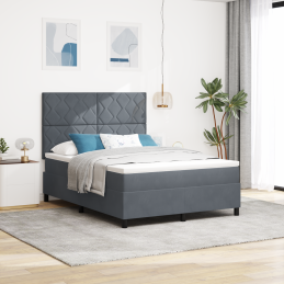 Boxspringbett mit Matratze...