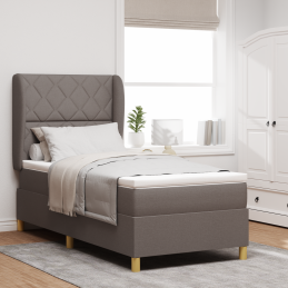 Boxspringbett mit Matratze...