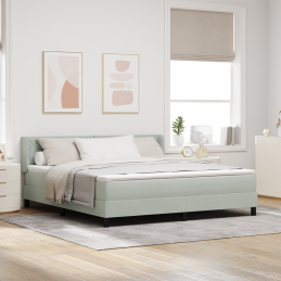 Boxspringbett mit Matratze...