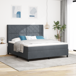 Boxspringbett mit Matratze...