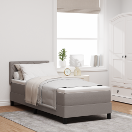 Boxspringbett mit Matratze...