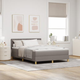 Boxspringbett mit Matratze...
