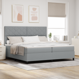 Boxspringbett mit Matratze...