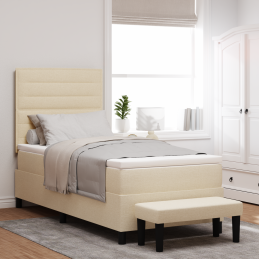 Boxspringbett mit Matratze...