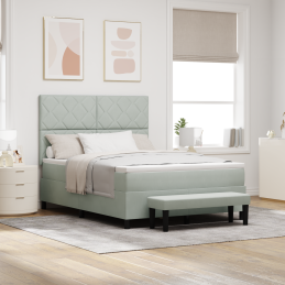 Boxspringbett mit Matratze...