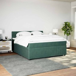 Boxspringbett mit Matratze...