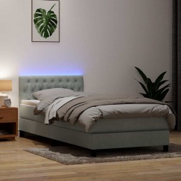 Boxspringbett mit Matratze...