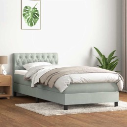 Boxspringbett mit Matratze...